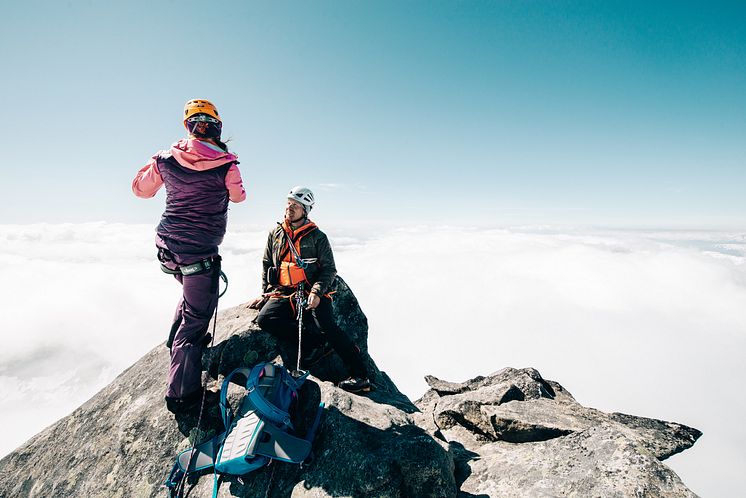 På toppen av Norges tredje høyeste fjell. 