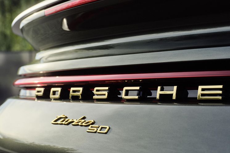 50 Years of Turbo Heritage Design Package