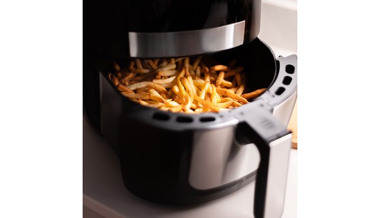 En airfryer i budgetklass fixar i många fall både godare pommes och är mer energisnål än en dyrare variant.