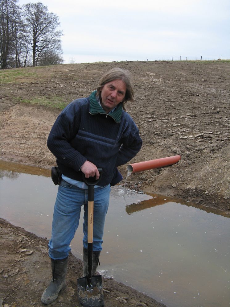 Peter Feuerbach med spade