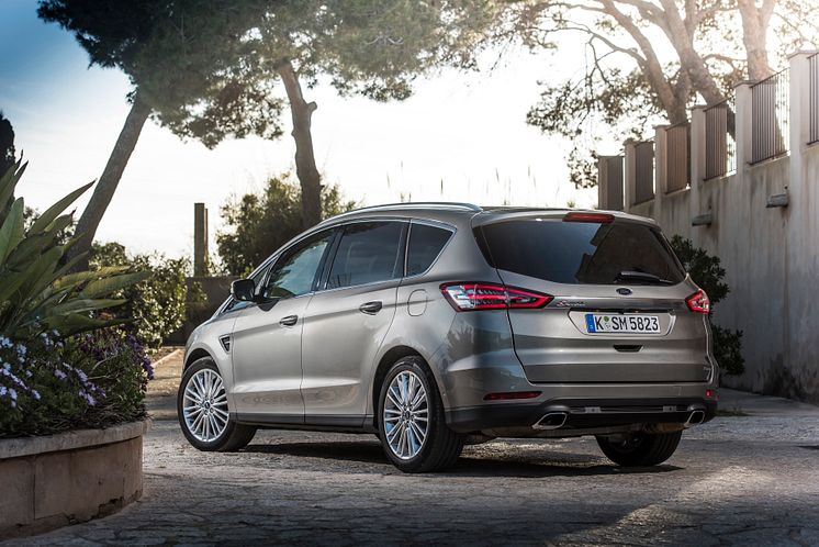 Ny Ford S-MAX 2