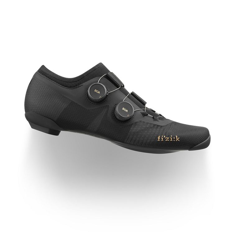 VER1DMR1C1510_1_fizik-vento-vega-carbon-coal-black-black-shoes.jpg