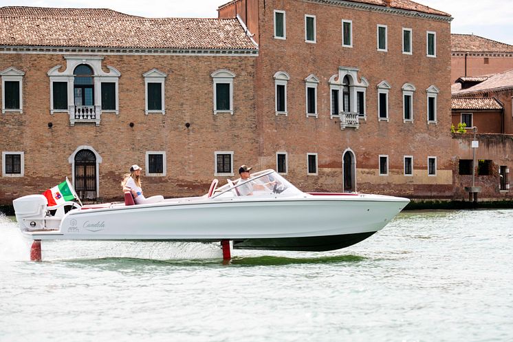 Candela C-7 in Venice