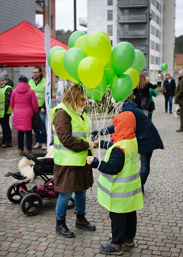 Invigning av hus och huvudkontor på Råda torg i Mölnlycke