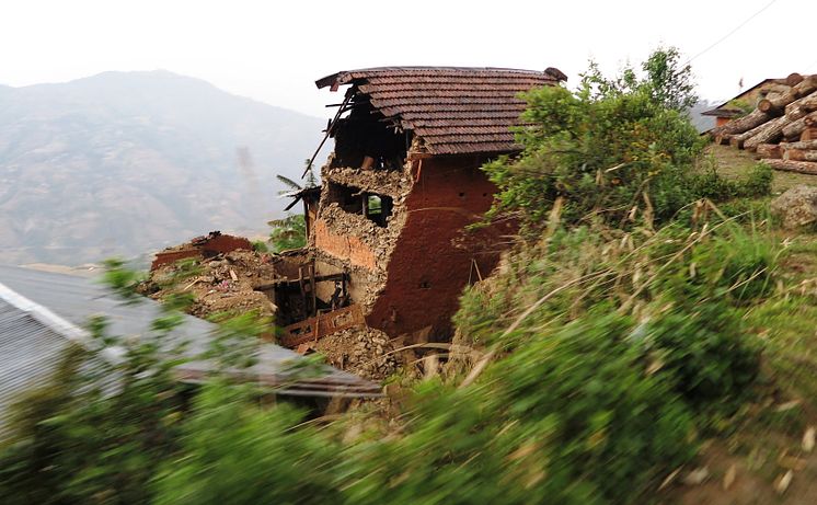 Förstörda hem efter jordbävning i Nepal