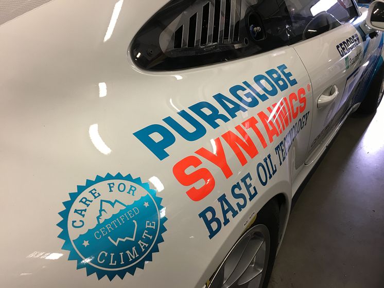 Puraglobe har fälttestat återvunnen spillolja som racingolja i Porsche på Nurnbergring i ett antal år med godkänt resultat.