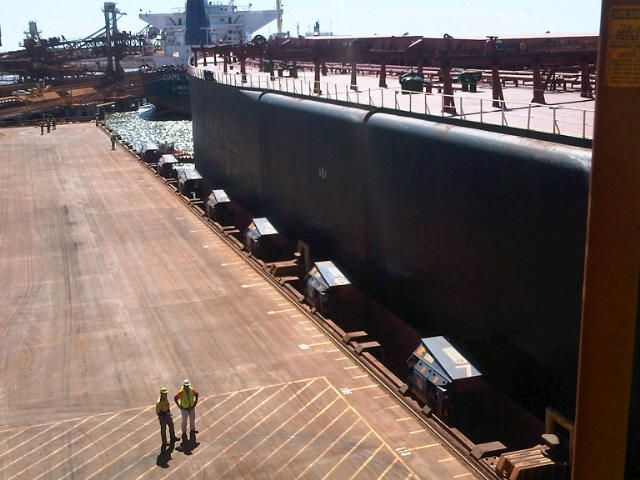 All secure: MoorMaster™ MM200B units at Utah Point berth, Port Hedland, Western Australia. #Cavotecfilm #mooring 