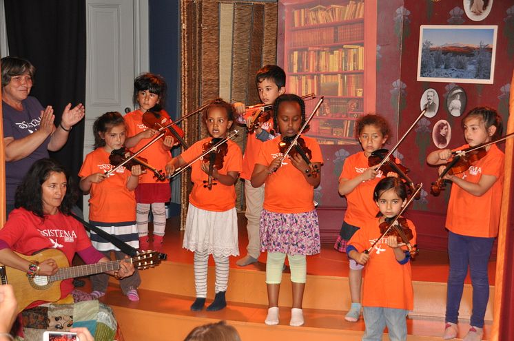 El Sistema orkesterbarn Bokalen 2014