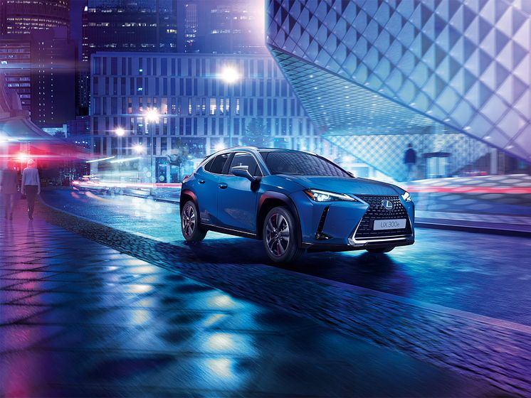 Lexus lanserer sin første elbil