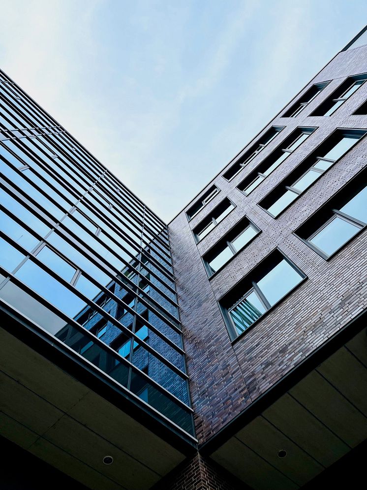 Immobilienansicht nach oben II.jpg