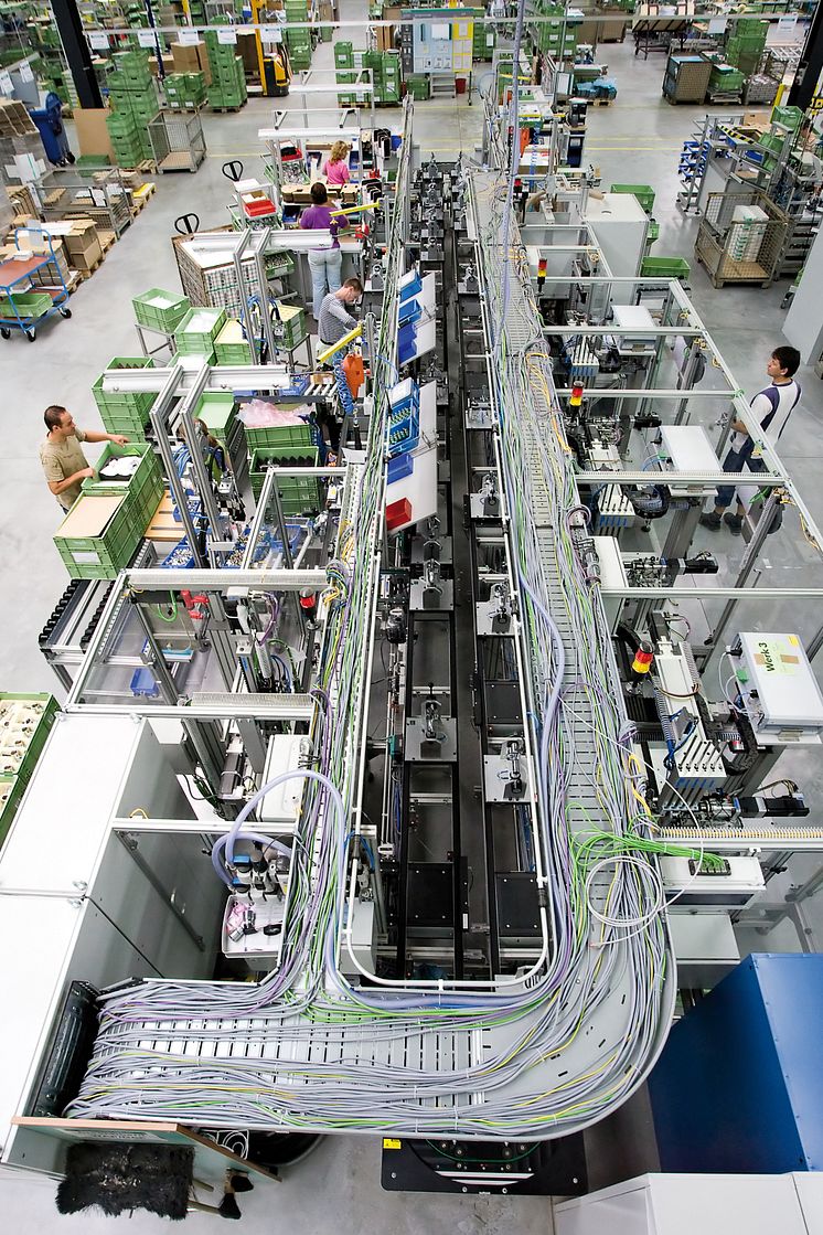Hansgrohe_Hybrid_Assembly_Line 