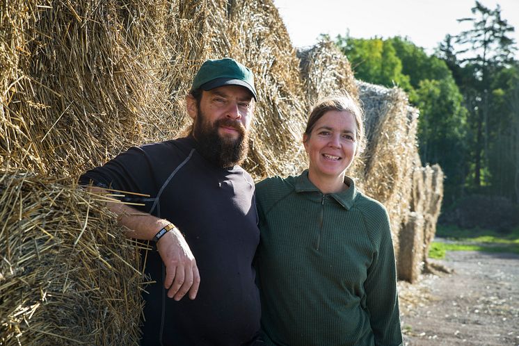 Pär och Ebba, KRAV-bönder. 