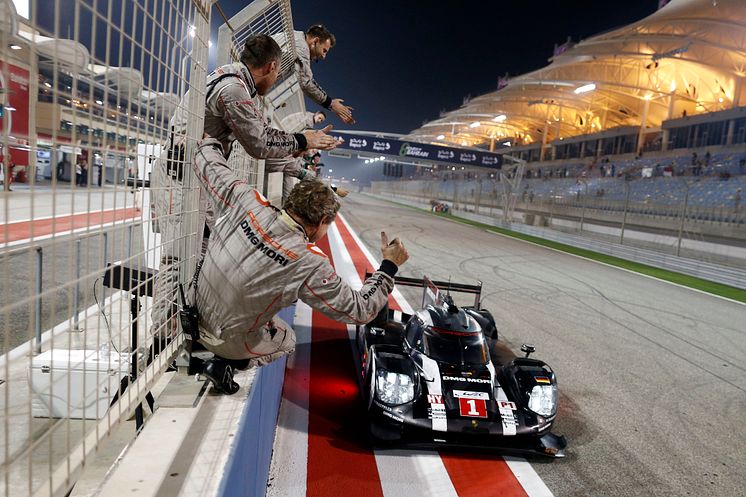 Porsche 919 Hybrid, Porsche Team: Timo Bernhard, Brendon Hartley, Mark Webber