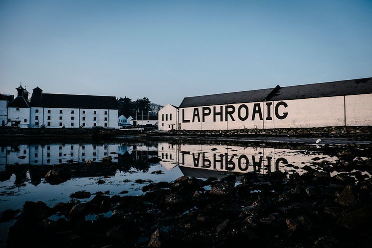 Laphroaig distillery 4