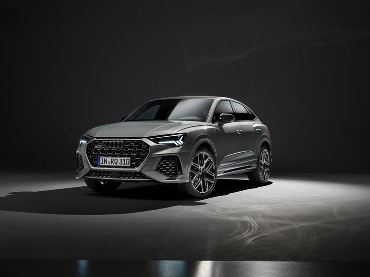 Audi RS Q3 Sportback edition 10 years (Chronosgrå metal)