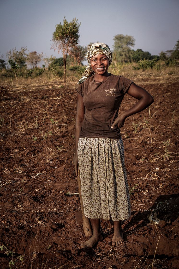 Tuffaste jobbet - kvinnlig jordbrukare i Malawi