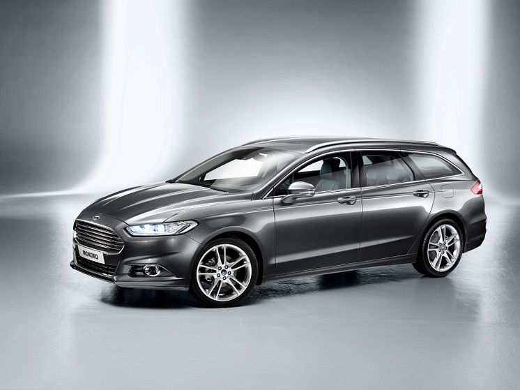 Uusi Ford Mondeo Wagon Pariisissa