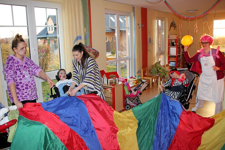 Bärenherz feiert Fasching im Seepark Auenhain