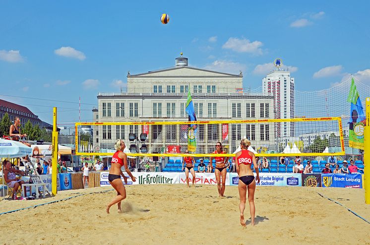 SachsenBeach 2017 bereits in der 9. Auflage: In einzigartiger Atmosphäre auf dem Augustusplatz zwischen Oper Leipzig und Gewandhaus zu Leipzig