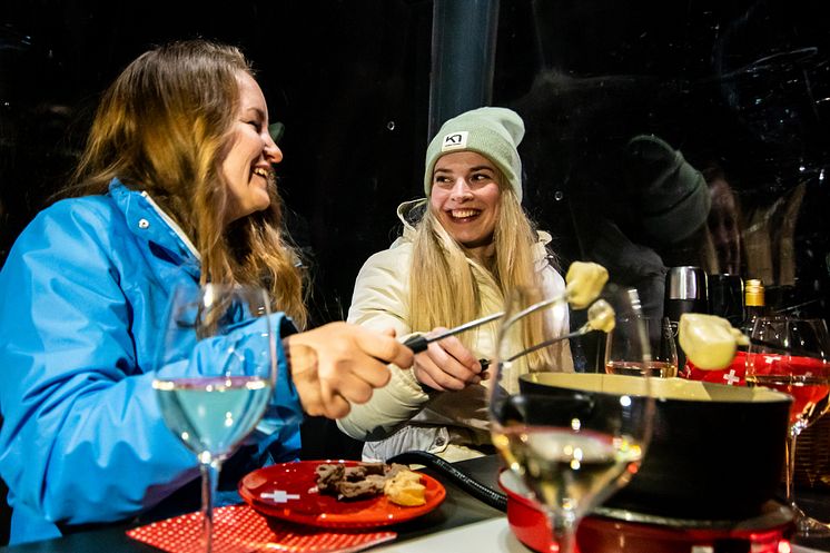 Fondue Gonala©Saastal Tourismus AG-Puzzle Media