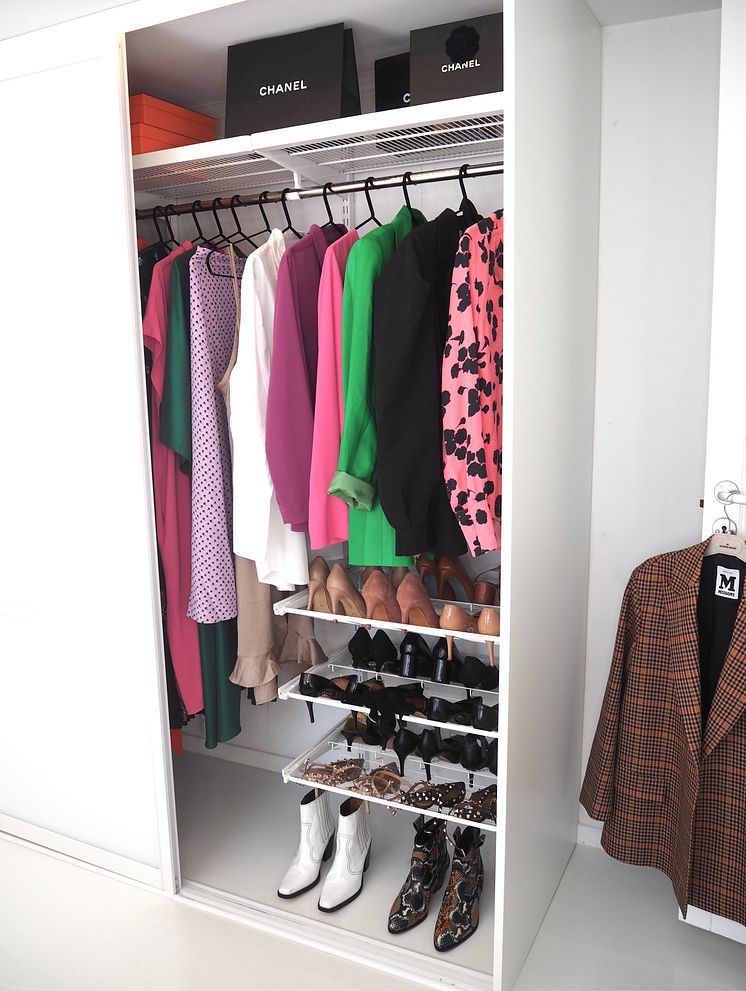 Elfa - Skyvedørsgarderobe - ByBenedicthe - 1