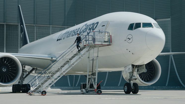 Lufthansa_Cargo_Imagefilm.mp4