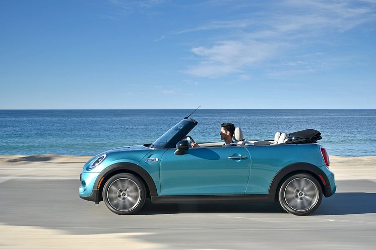 MINI Cabrio - Kørende