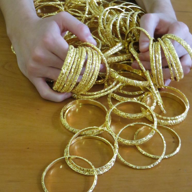 LON 2115 Bracelets 1