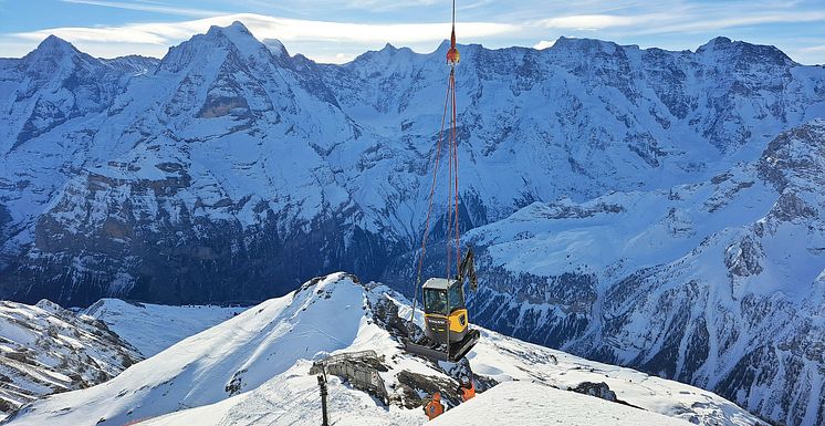 Volvo ECR25 Electric levereras på berget Schilthorn