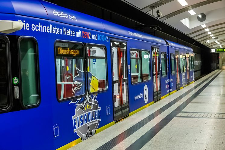 Übergabe Eisadler-Bahn3.jpg