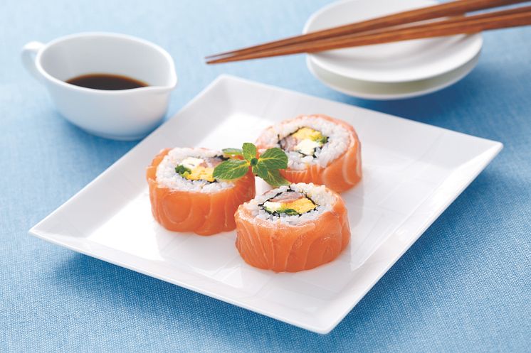 Norwegischen Lachs im Sushi gibt es erst seit 30 Jahren, als die Norweger ihren Lachs als Gastgeschenke ihren japanischen Geschäftspartnern mitbrachten.