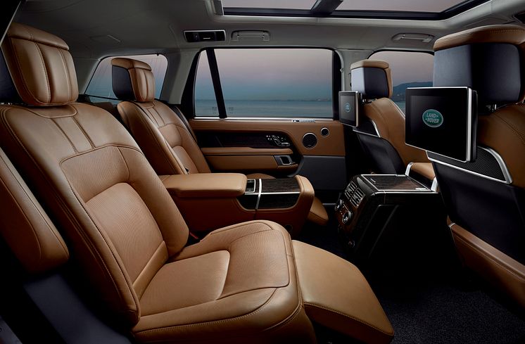 Range Rover Model Year 2018 - back seats