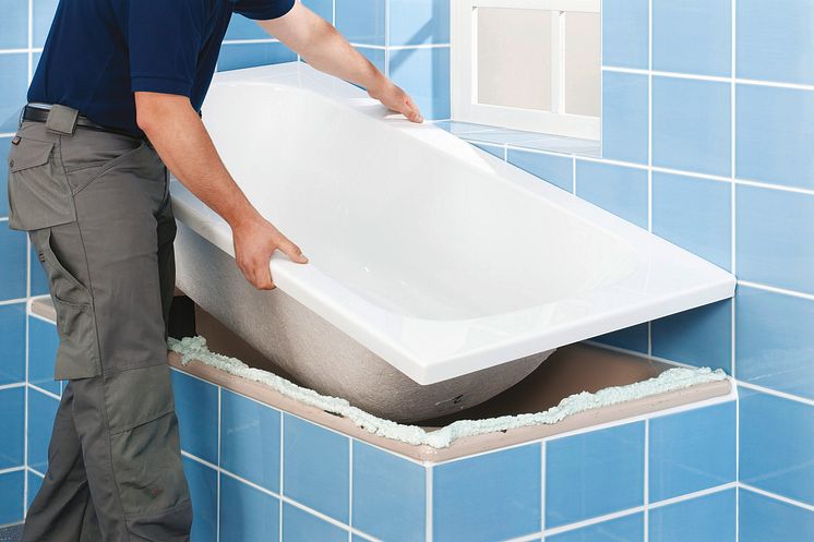 repabad-wanne-auf-wanne-wanne_einsetzen