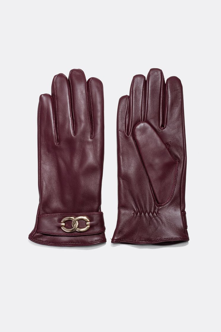 Leather Gloves with Chunky Chain