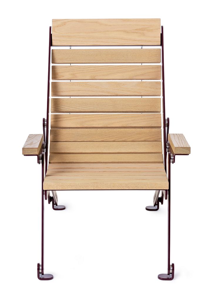 Loj Sunchair, design Thomas Bernstrand