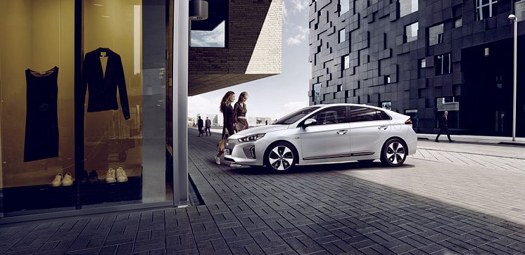 Hyundai IONIQ electric är Årets Elbil 2017.