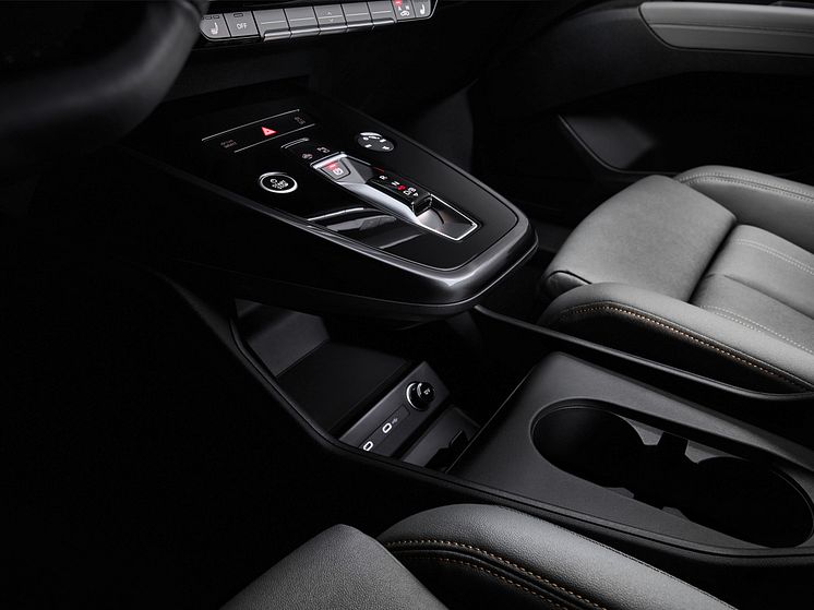 Interiör Audi q4 e-tron8.jpg