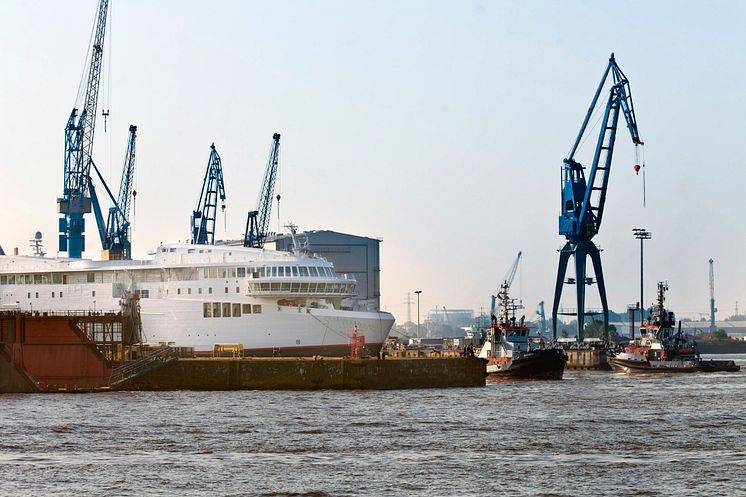 Erste von zwei Scandlines-Fähren bei Blohm+Voss eingetroffen_1