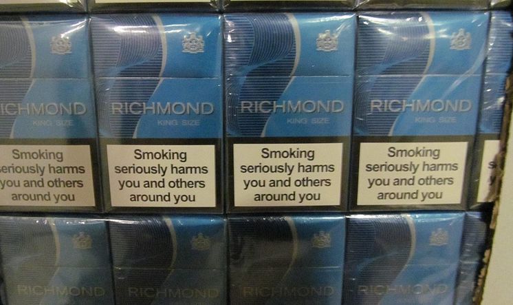 SE 13 18 pic 5 smuggled Richmond cigs