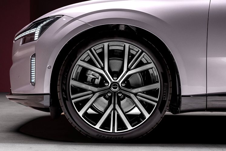 342398_Volvo_ES90_Exterior.jpg