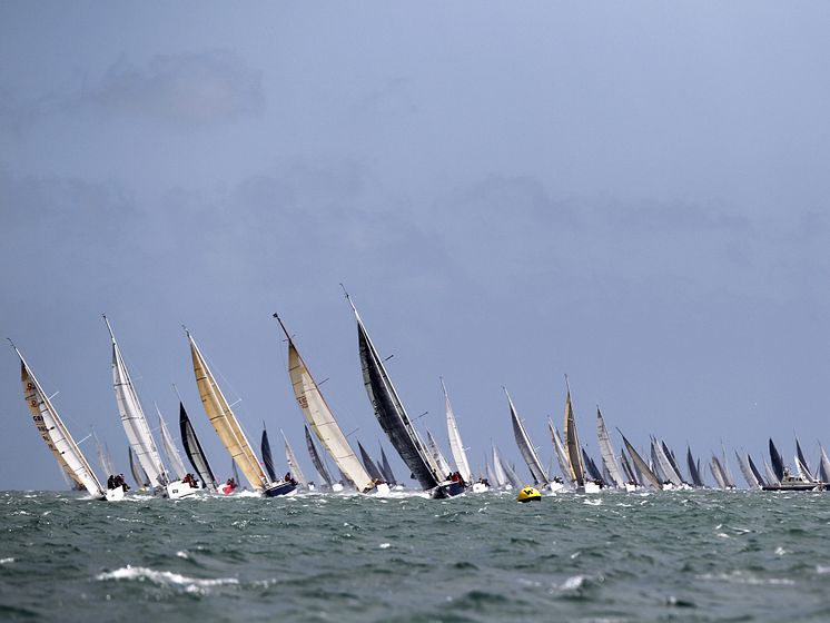 High res image - Raymarine - RTIR Fleet - Copyright Paul Wyeth