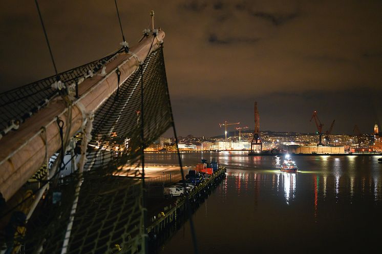 Barken Viking lämnar Göteborg
