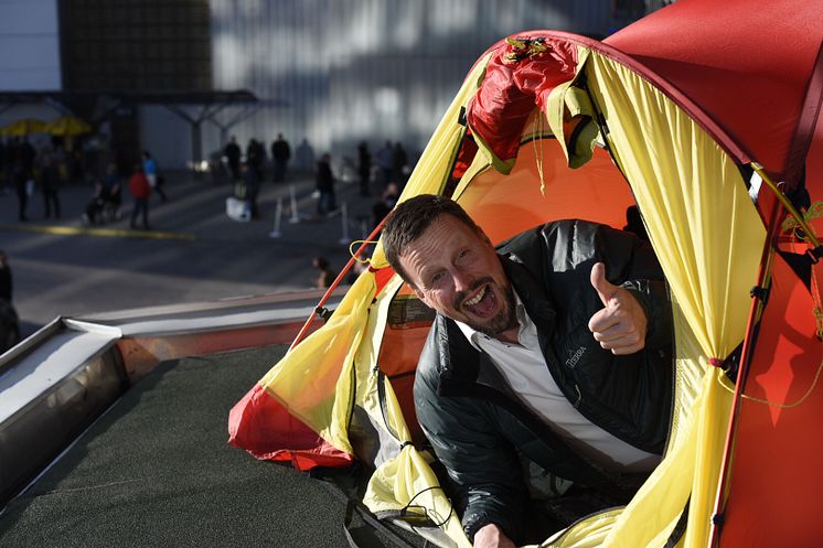 Fredrik Hjorth på Stockholmsmässans tak