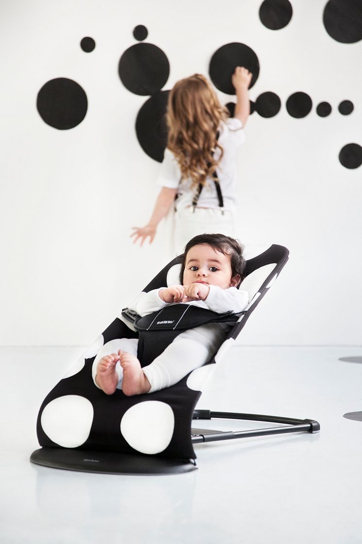 BABYBJÖRN Babysitter Balance Soft, Dots by Karin