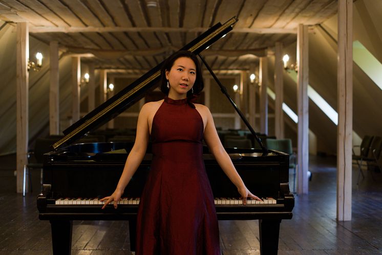 Sensoria_Pianistin Hyelee Clara Chang.jpg