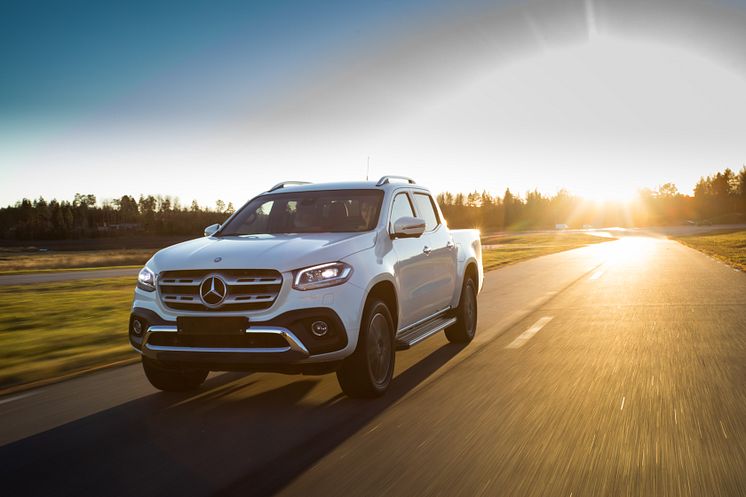 Mercedes-Benz X-Klass på svensk mark