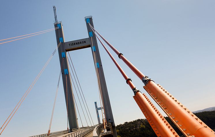 Tjörnbrons kablar ska bytas ut - foto Svante Örnberg
