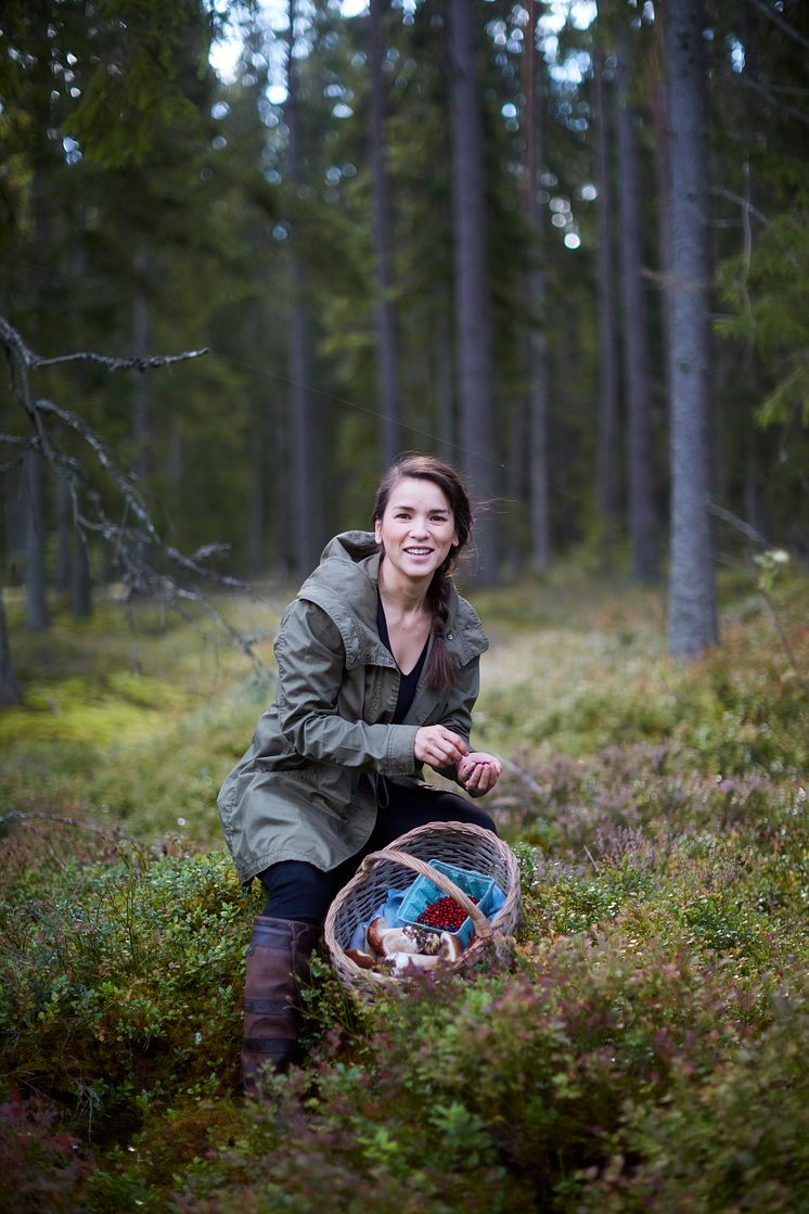 Rachel Khoo bärplockning