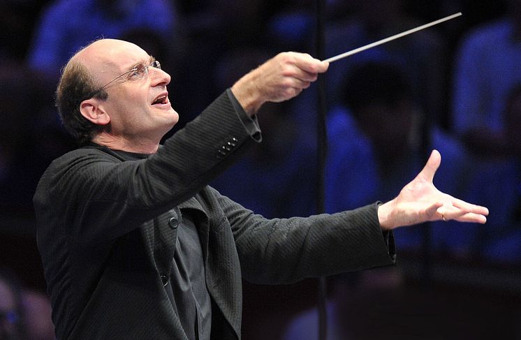 Andrew-Manze-BC-Proms-2012-1_credit-Chris-Christodoulou_1920x1254.jpg