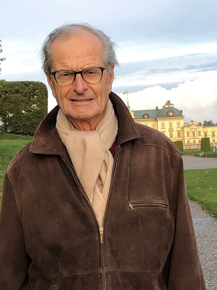 Ingemar Eliasson framför Drottningholms slott.JPG